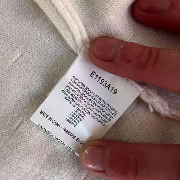 Old Money Molly Bracken Cardigan - Picture 5 of 6